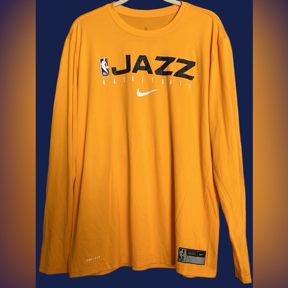 NIKE NBA Men’s “The Nike Tee” Dri-Fit Utah Jazz Long Sleeve Shirt, Sz XL, GUC.